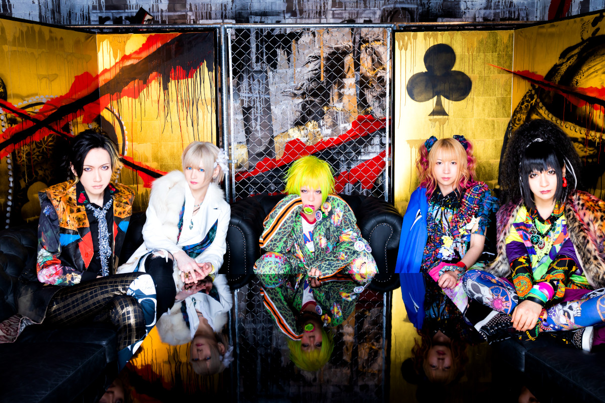 DOG in The PWO – New MV “Doggy StyleX”