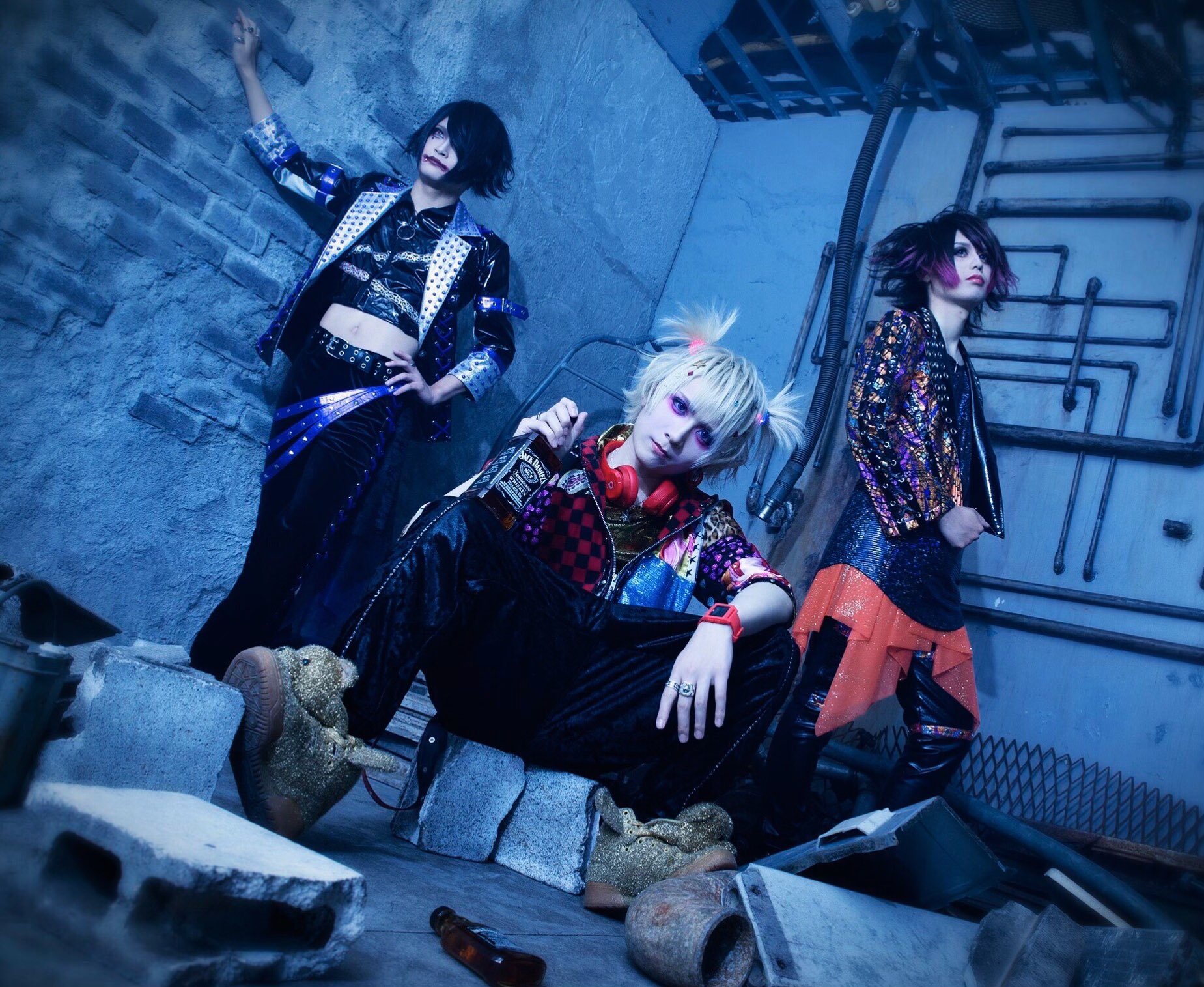 ANKH – New single “Gendaibyou monster” and new look