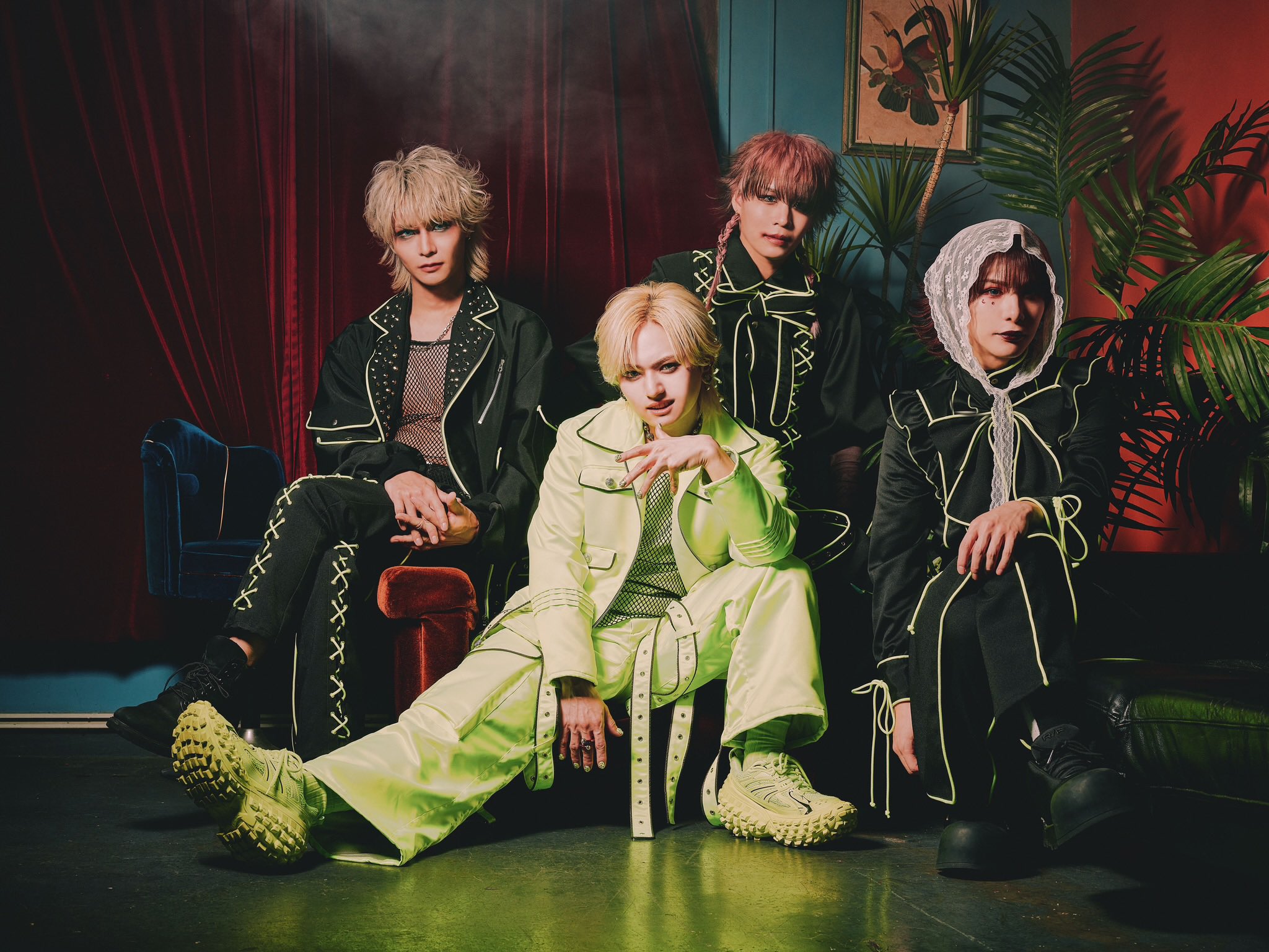 brightwin taynew krist nanon Blu-ray 写真集 Vivarush - One-man tour and new look - Crimson Lotus - Visual Kei